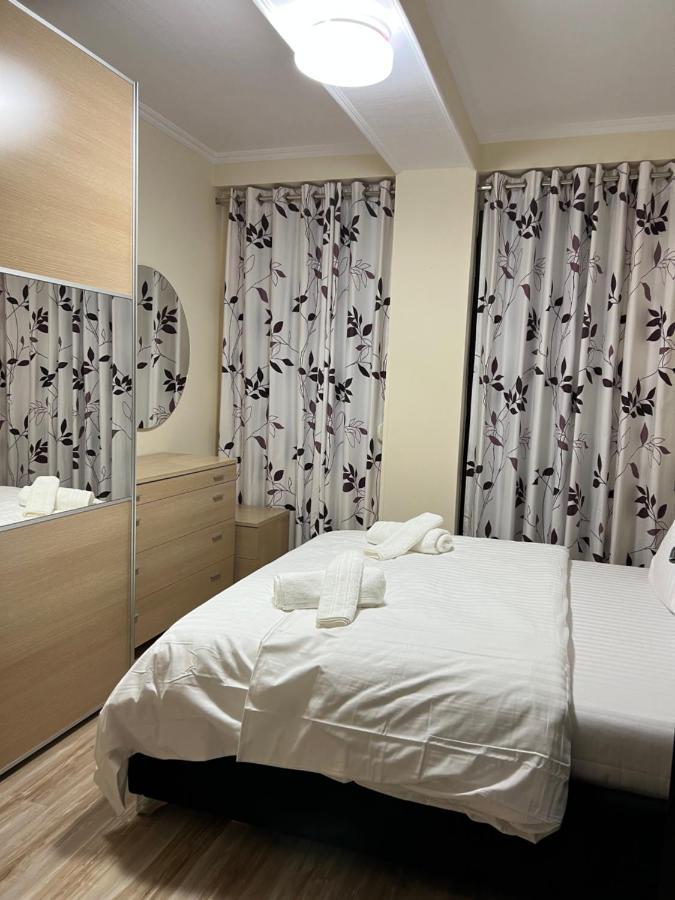 Ergi'S Host Apartment Tirana Zewnętrze zdjęcie