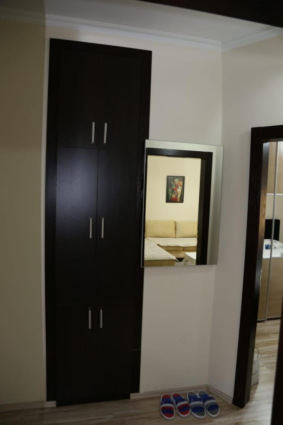 Ergi'S Host Apartment Tirana Zewnętrze zdjęcie